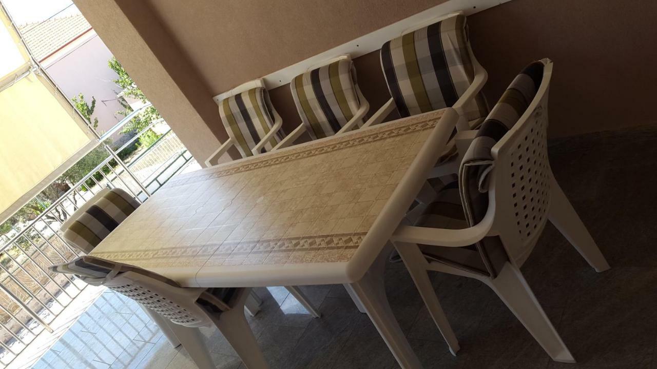 Apartmani Lamani Bibinje Exterior photo